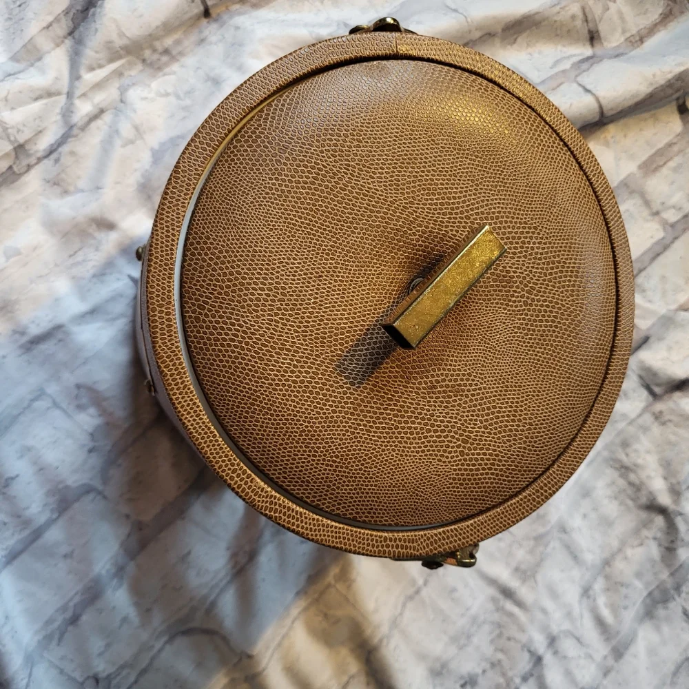 Faux leather Ice Bucket